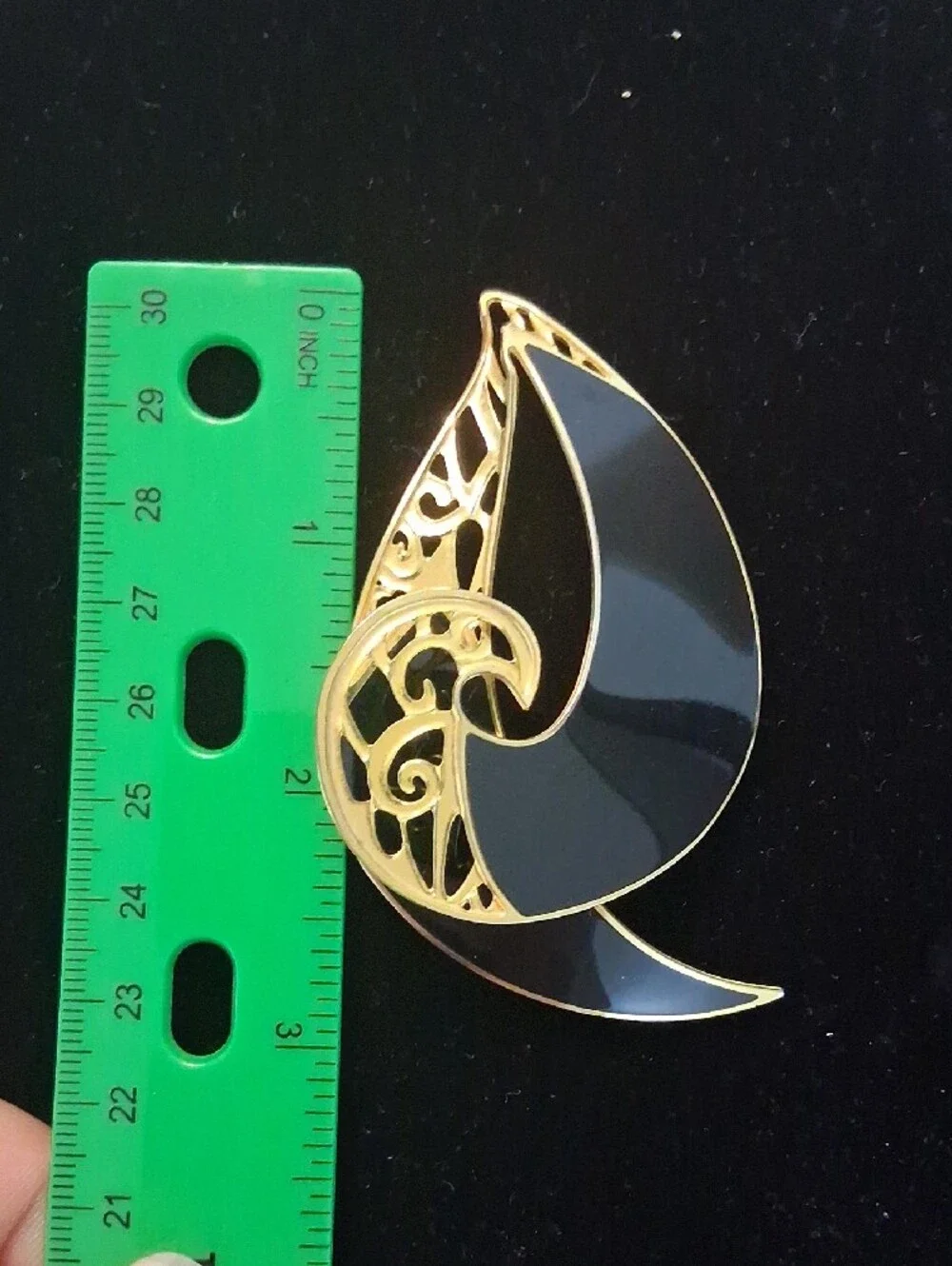 Berebi Gold With Black Enamel Sculptural Art Nouveau Modernist 1980s Brooch